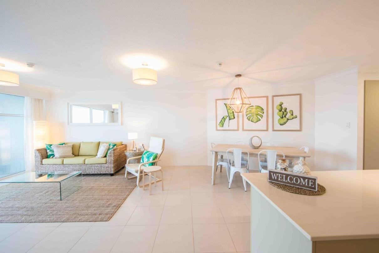 19Th Avenue On The Beach Gold Coast Exterior foto