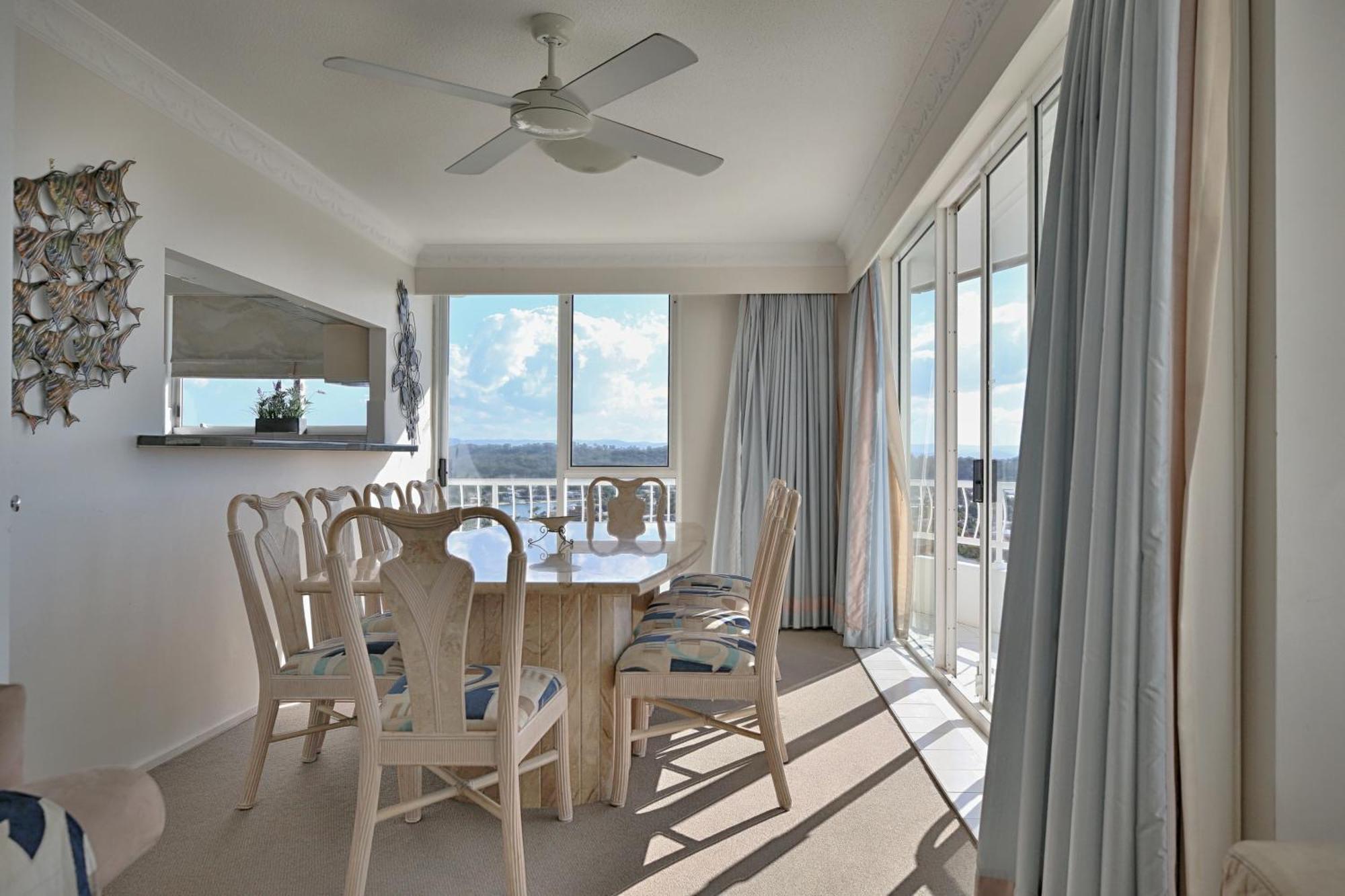 19Th Avenue On The Beach Gold Coast Exterior foto