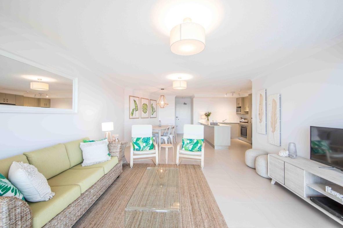 19Th Avenue On The Beach Gold Coast Exterior foto