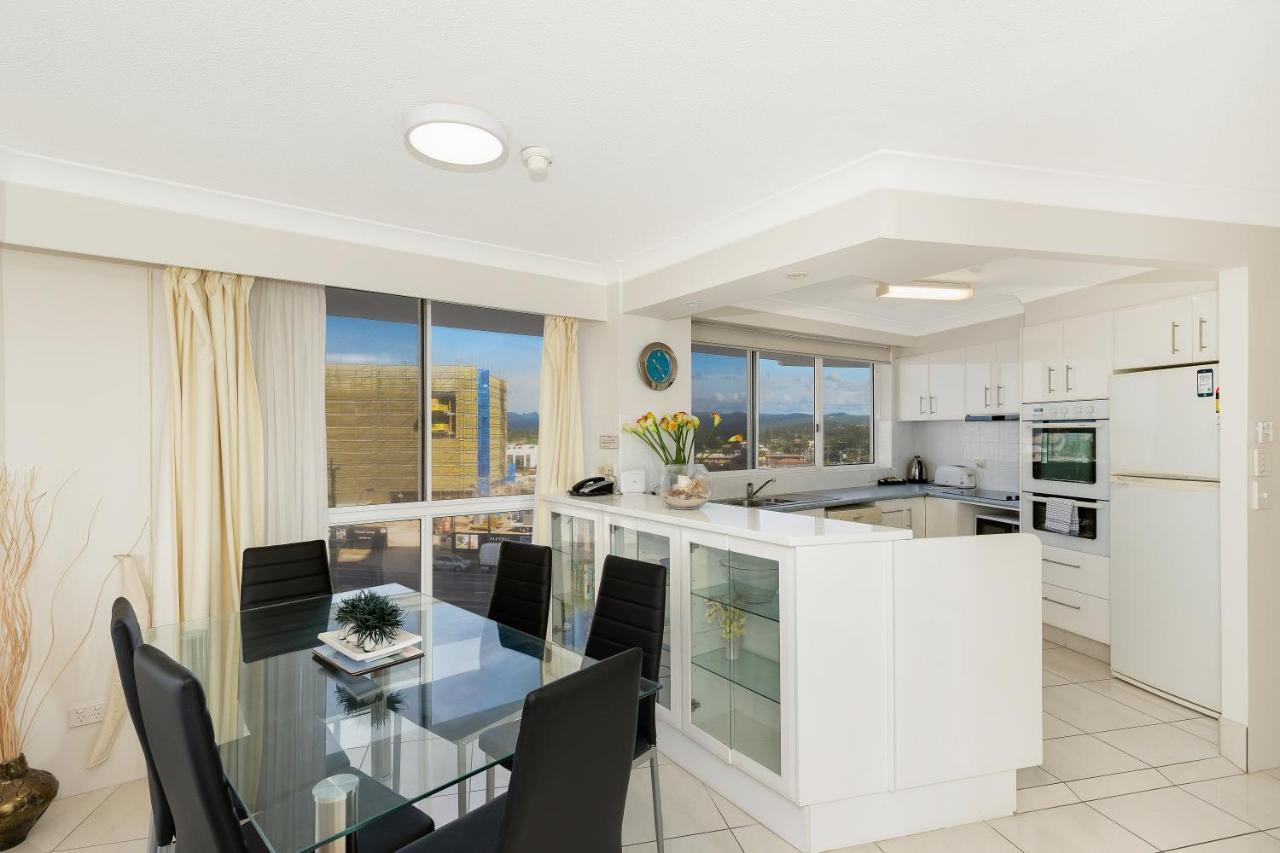 19Th Avenue On The Beach Gold Coast Exterior foto